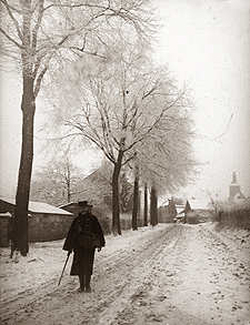 Neige à Tohogne en 1916 et le facteur Lantin