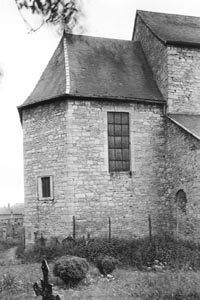 Ancienne photographie du chœur de l’église de Tohogne (cliché IRPA). 