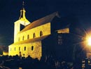 L'église vue des alentours. (Photos contemporaines.)