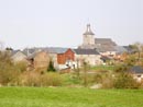 L'église vue des alentours. (Photos contemporaines.)