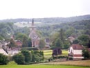 L'église vue des alentours. (Photos contemporaines.)