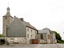 L'église vue des alentours. (Photos contemporaines.)